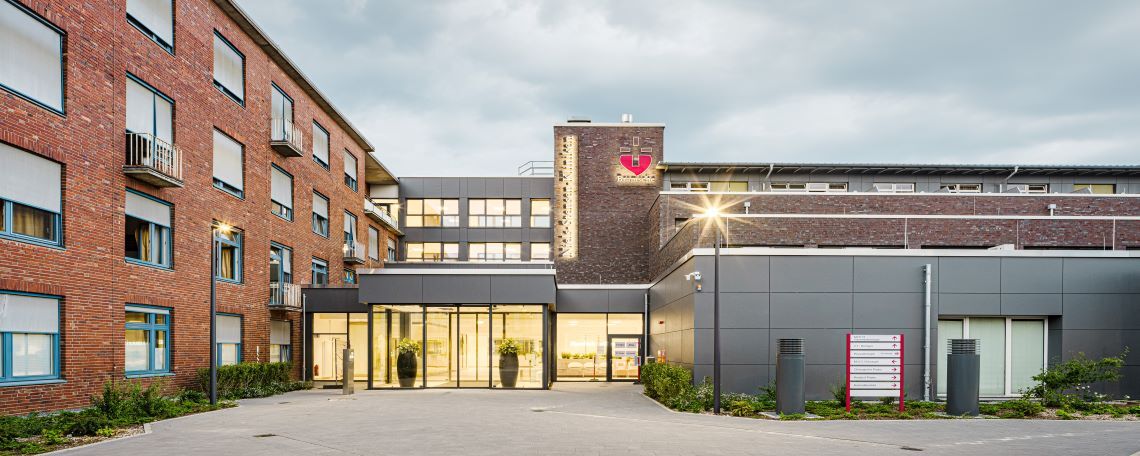 Pflegefachkräfte (m/w/d) für die Station der Inneren Medizin mit 34 Betten, 1. Bild